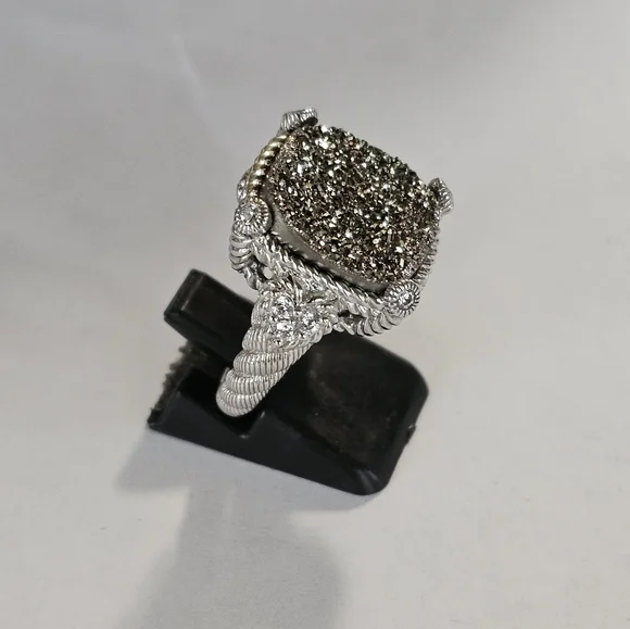 Genuine Judith Ripka Druzy Quartz Ring in Sterling Silver Size 7! - Picture 4 of 7
